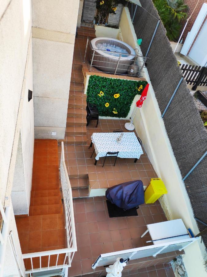 Beach House. Casa Con Piscina Privada Calafell Exteriör bild