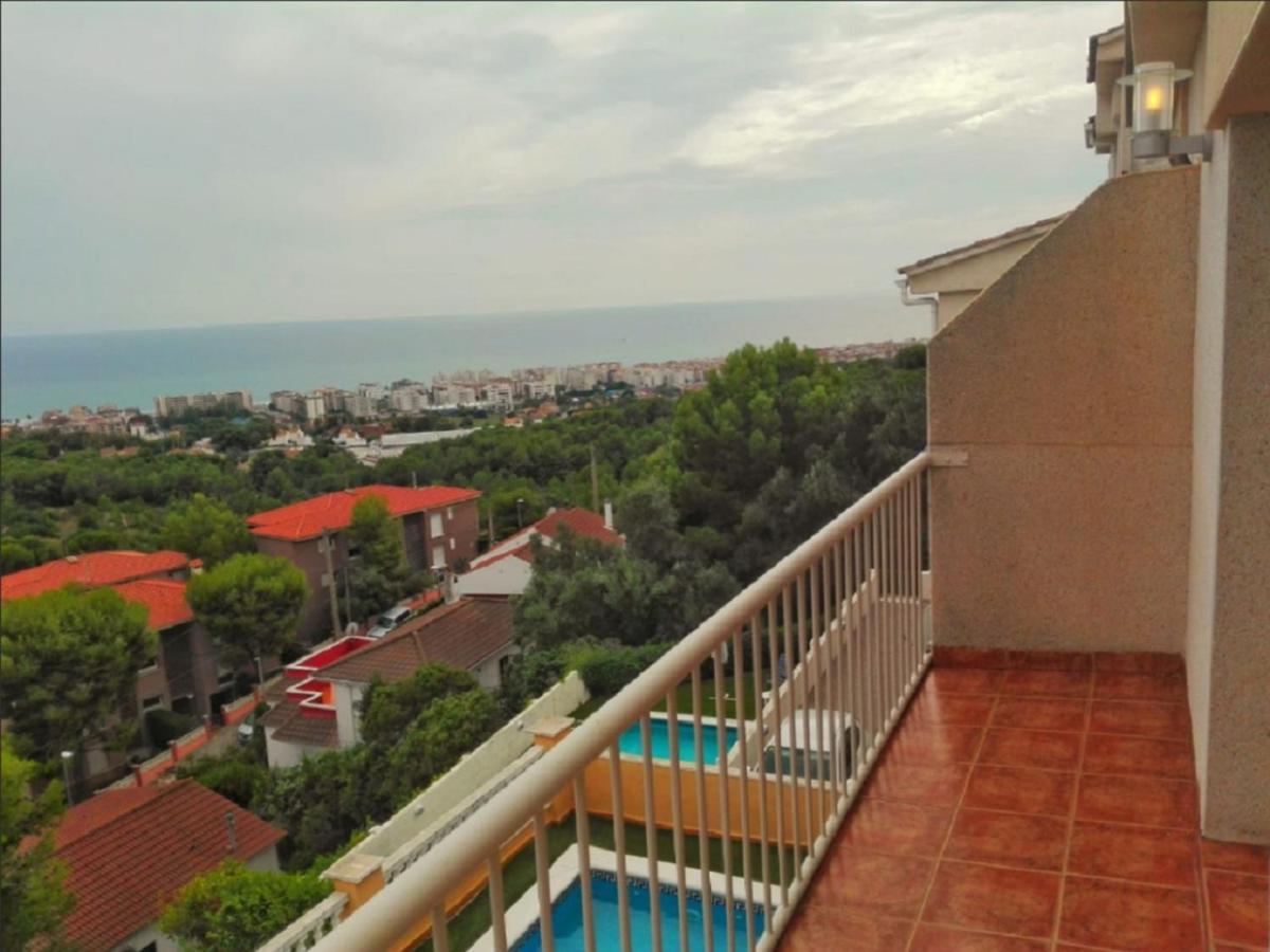 Beach House. Casa Con Piscina Privada Calafell Exteriör bild